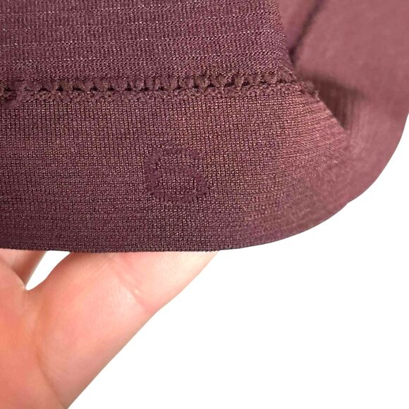 Lululemon Swiftly Tech Short Sleeve 2.0 *Cassis - Picture 9 of 9